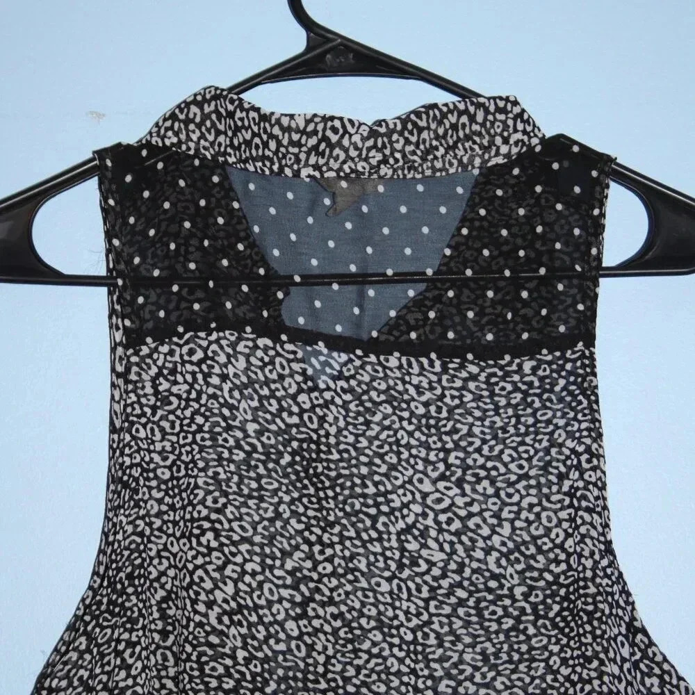Aeropostale Sleeveless Black and White Animal Print Button Up Front Shirt XL - Picture 10 of 13